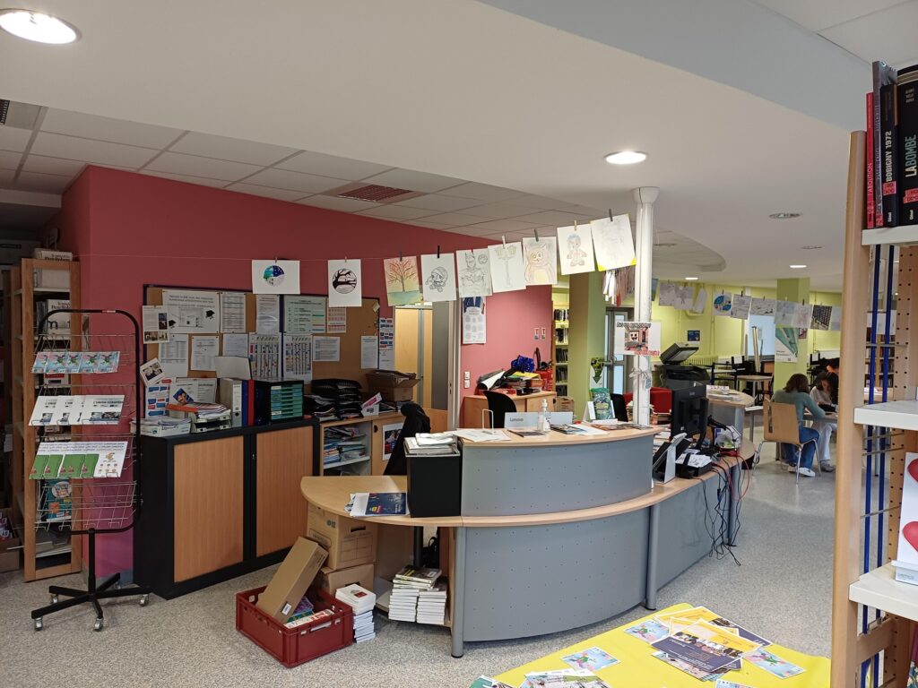 La grande lessive - 16 octobre 2025 - LPO Elisa Lemonnier