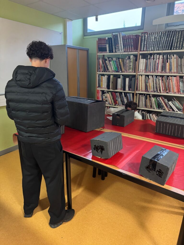 Exposition Zooms sur les zoos humains